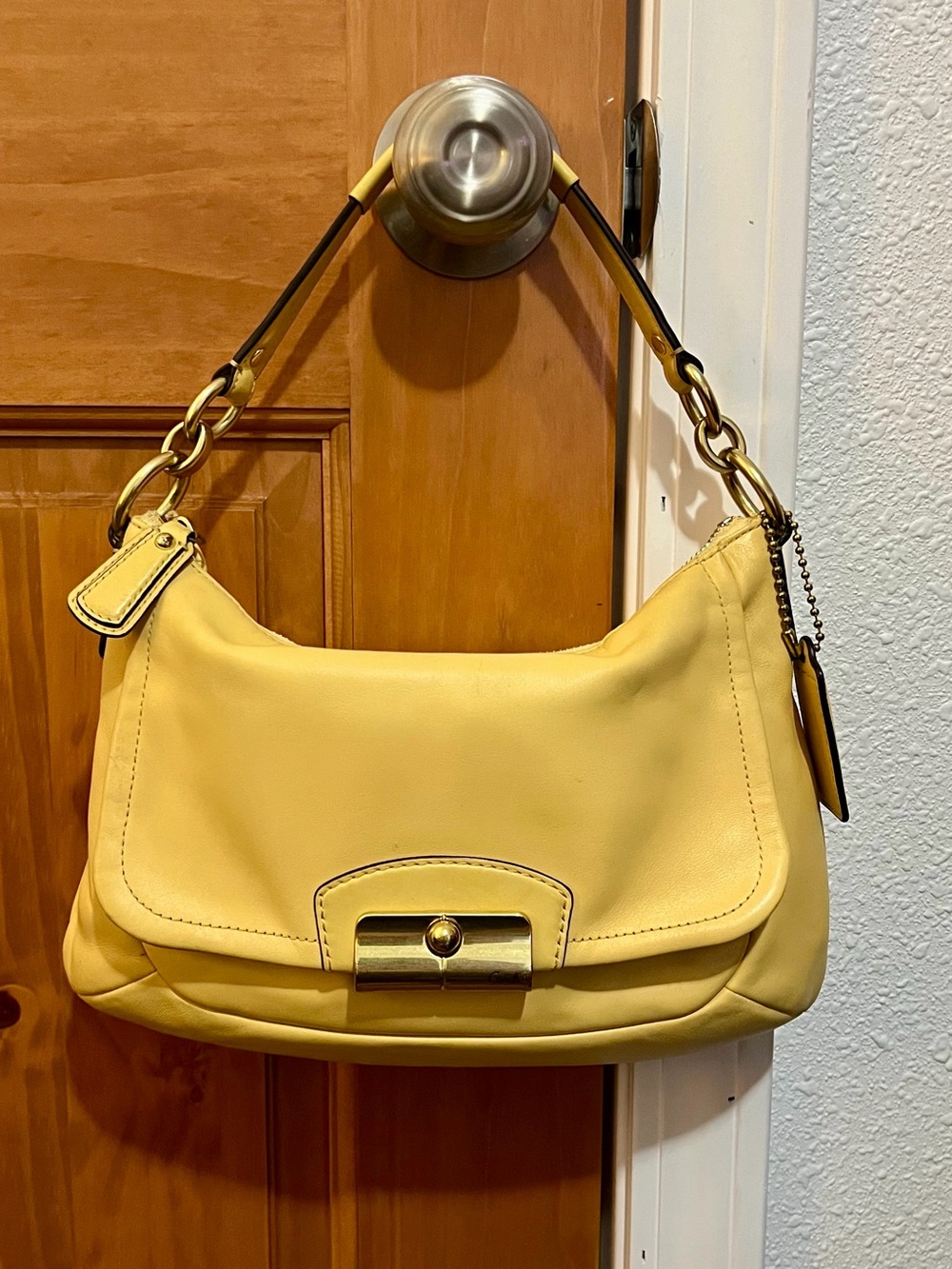 Y2K Coach Soft Yellow Turnlock Hobo Shoulder Bag